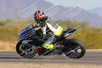 media/Nov-06-2023-Moto Forza (Mon) [[ce023d0744]]/2-Advanced Group/Session 4 (Turn 8 Inside)/